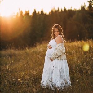 White maternity dress